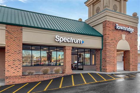  Visit our Spectrum store location at 725 Union St, Spartanburg, SC and learn more about Spectrum cable and internet services. Exchange or return cable equipment, pay bills, or get a demo. Also at this address 